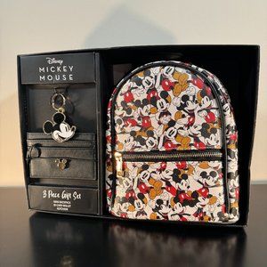 Disney Mikey 3-Piece Gift Set - Mini Backpack - Card Wallet - Keychain -…